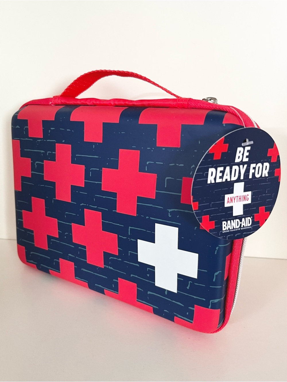 First aid train case